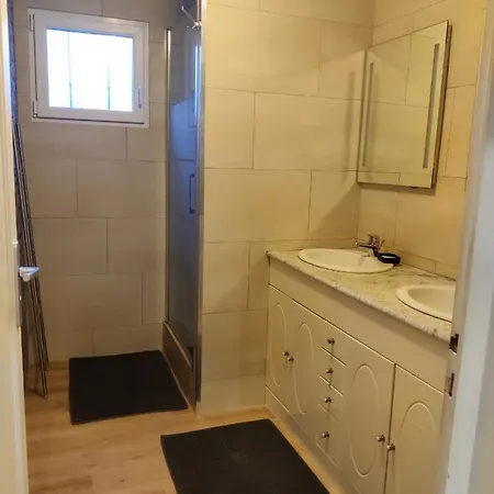 度假居 Tres Proche Angers: Chaleureuse Maison, Piscine, Amis, Famille *